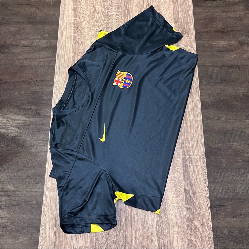 Vintage Barcelona Training Jersey